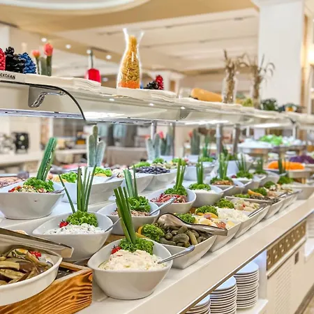 Fafa Premium Hotel&SPA-3